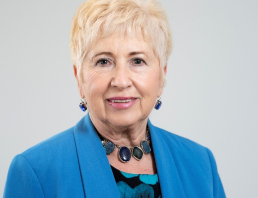 Dr. Adriana Zeevi